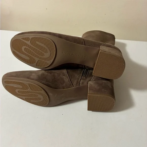 Gentle Souls Tan Suede Ankle Booties - Picture 4 of 5